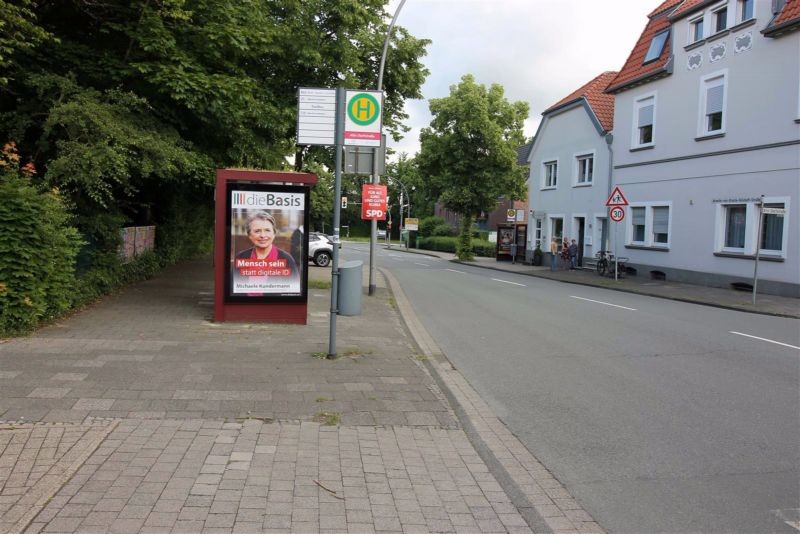 Annette-von-Droste-Hülshoff-Str. 3 saw.