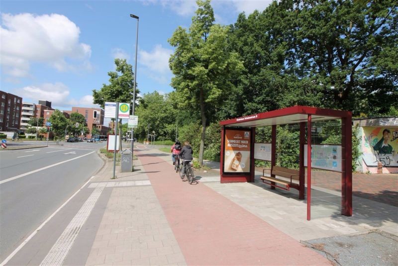 Kristiansandstr./Von-Humboldt-Str. li.