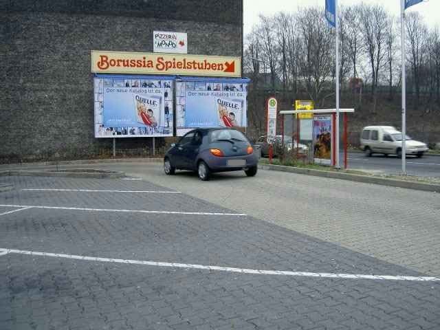 Borussiastr. neb. 152/innen