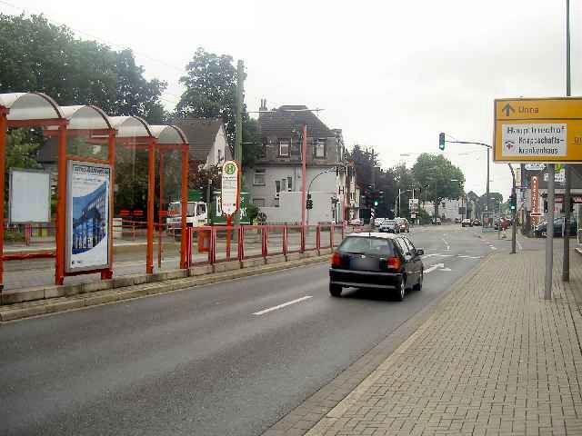 Brackeler Hellweg  31/Wieckesweg/außen li.