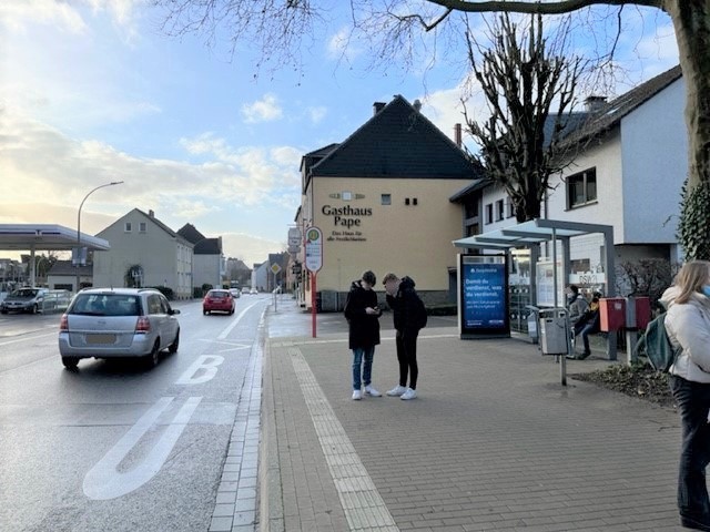 Flughafenstr.  70/We.re.