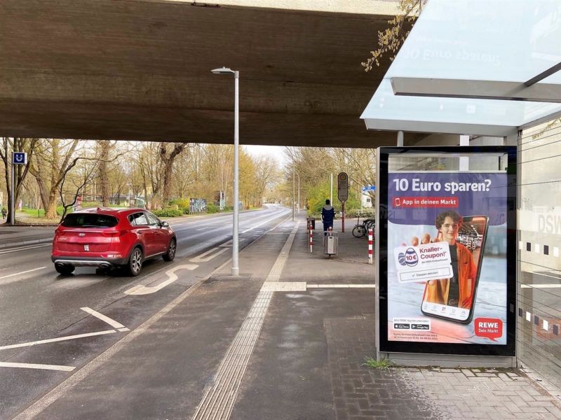 Flughafenstr. neb. 425/We.re.