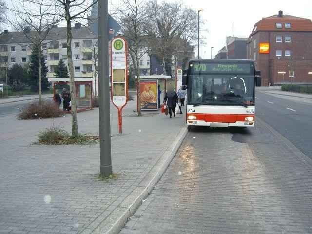 Lütgendortmunder Str./Bus-Bf Halle 2/We.li.