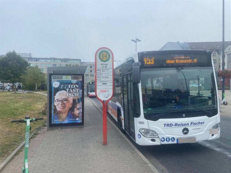 Quadbeckstr. geg. Cinestar Halle I li./We.li.