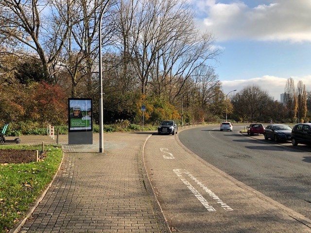 Maurice-Vast-Str./Eing. Westfalenpark/We.li.