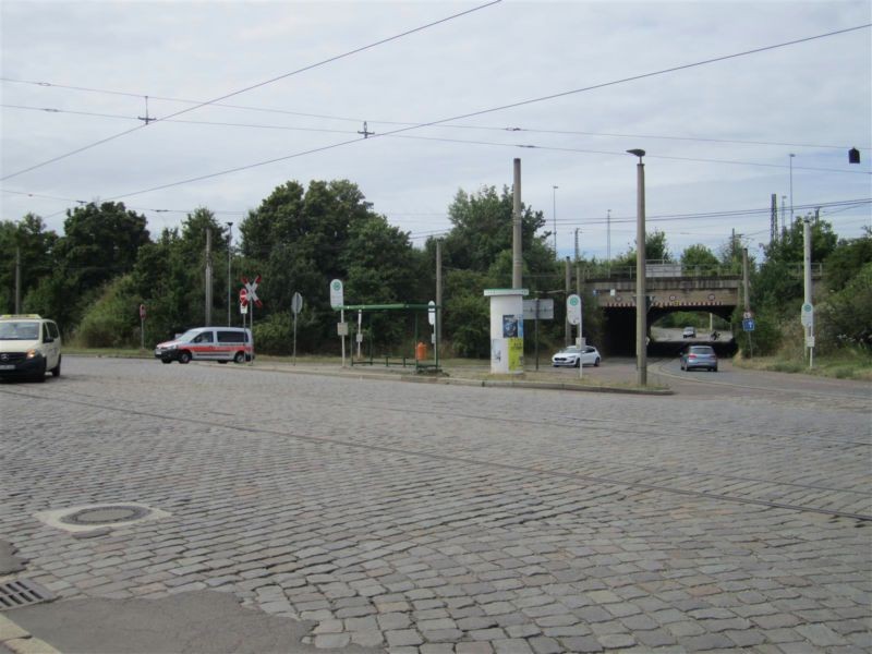 Weißenfelser Str./Leunaweg/Mittelinsel