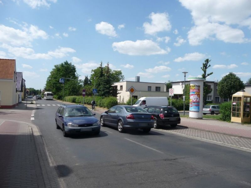 Kirchstr./An der Ziebigker Kirche