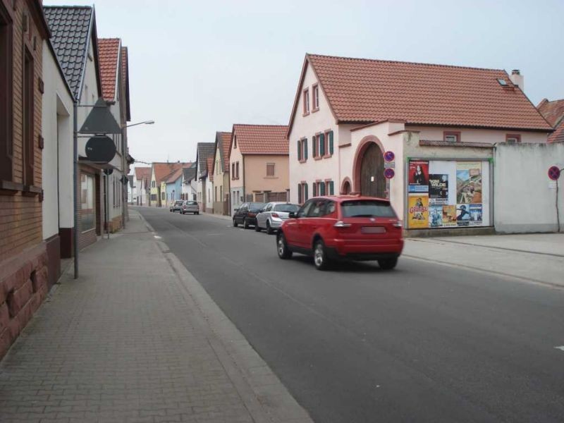 Pfälzer-Wald-Str.   5/Feuerwehr