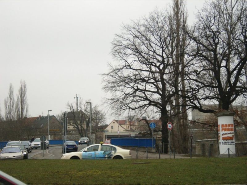 Niemöllerplatz/Dammstr./Saalebrücke
