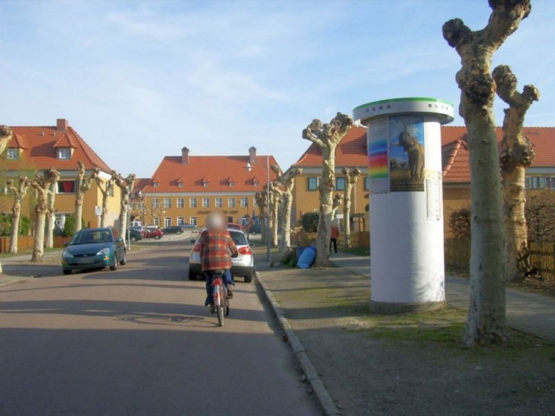 K.-Liebknecht-Platz/Dessauer Str. 165