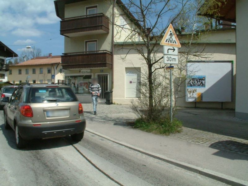 Frühlingstr.  15