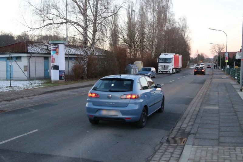 Elverdisser Str. Nh. 305/Sportplatz