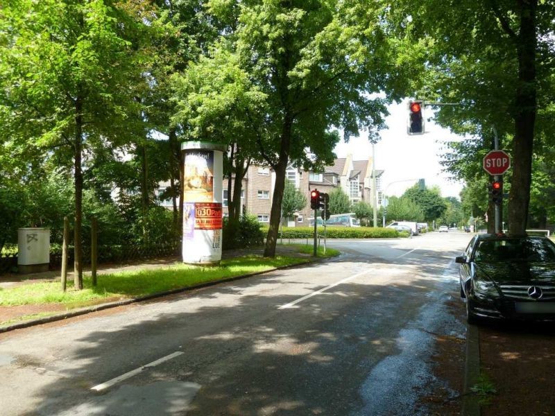 Friedhofstr. 6/Dorfstr.