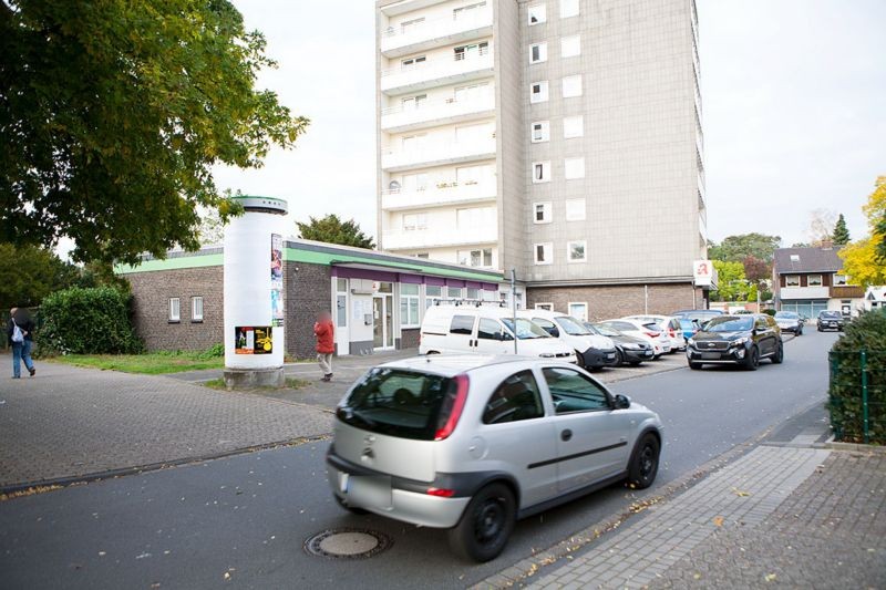 Am Markt/Postamt Flüren