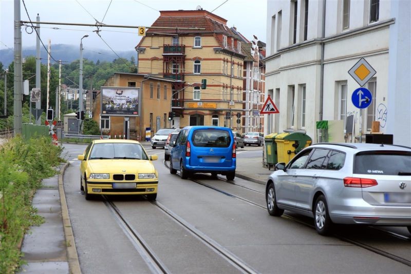 Kahlaische Str.  17