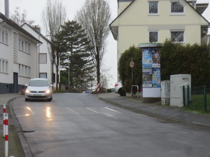 Tönnisbergstr. geg. 110/Bernhardstr.