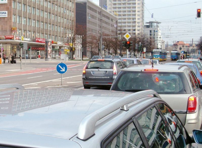 Str. der Nationen  24/Brückenstr./S.2