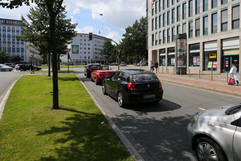 Paulusstr.   1/Willy-Brandt-Pl./S.2