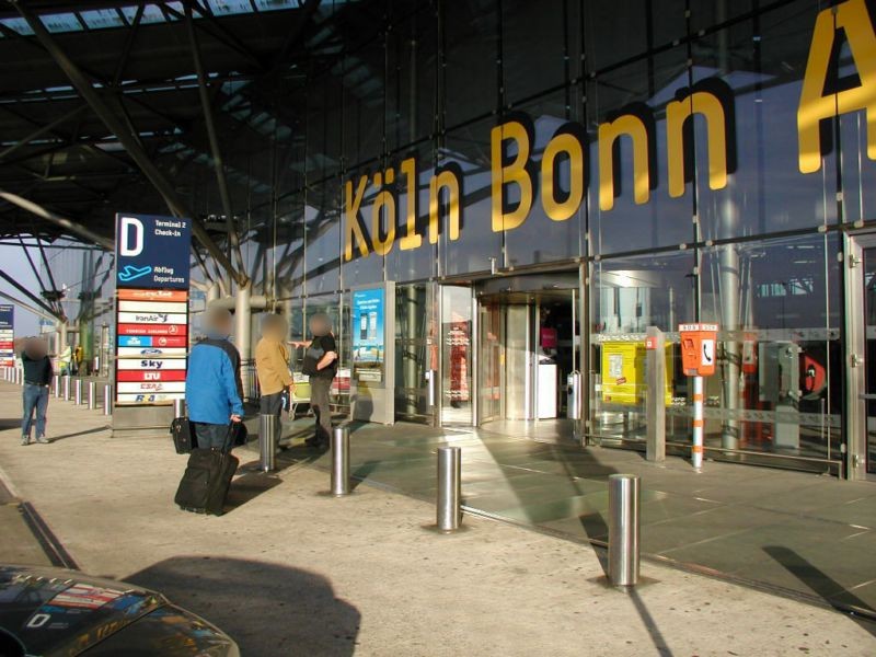 Abflug T2D (Eingang 3)