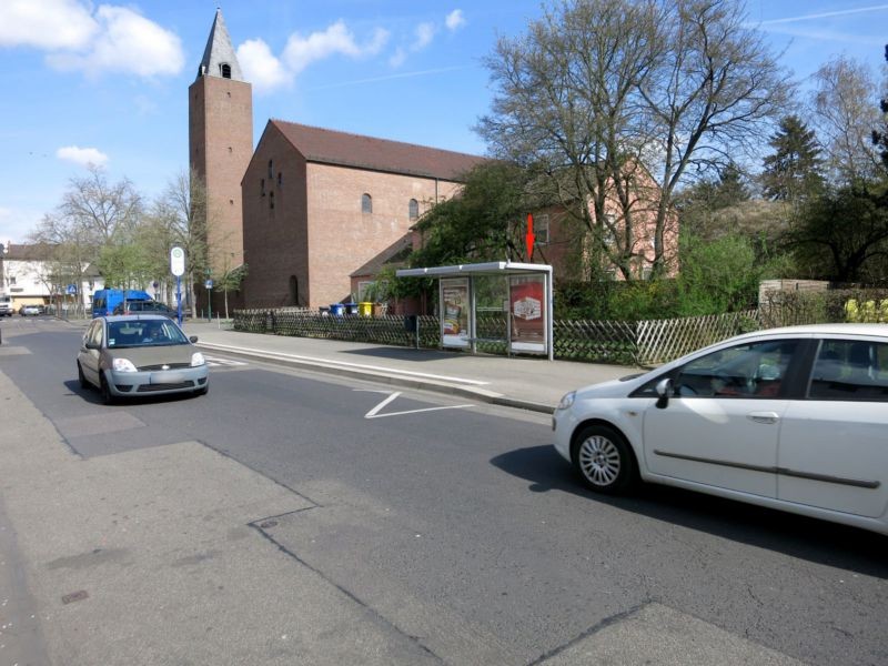 Karl-Marx-Str. 45/Kirche/V re.