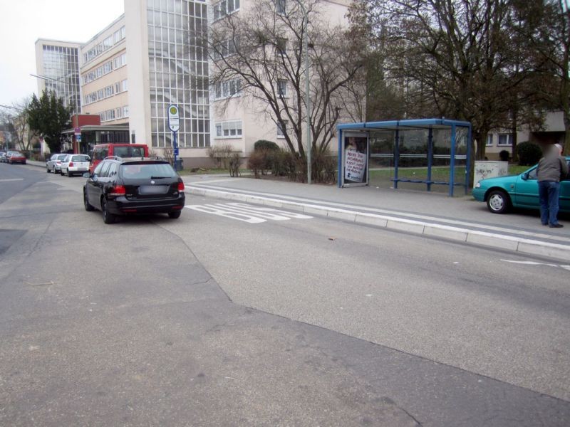 Kiefernweg/Lärchenweg/innen