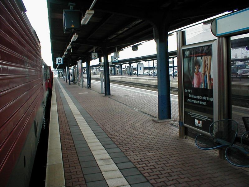 Hbf, Bahnsteig, Gleis 5, 3. St.O.