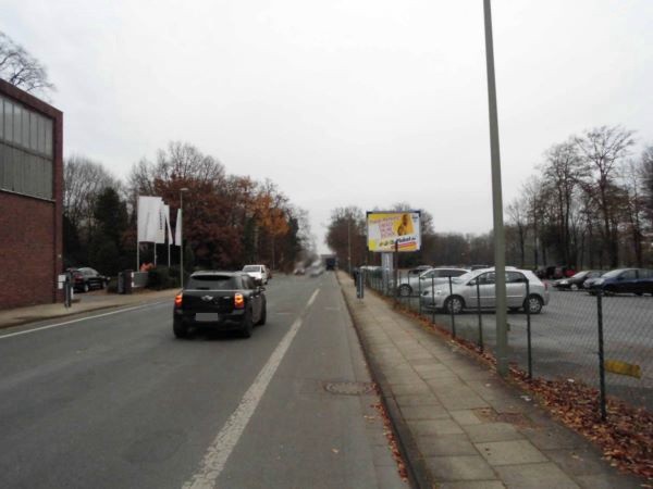 Carl-Severing-Str.  geg. Hs.-Nr. 192 VS