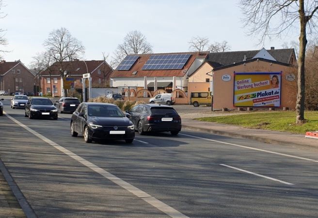 Konrad-Adenauer-Allee  / Zum Mühlenteich