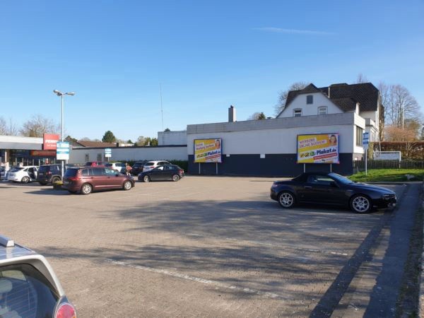 Tilsiter Str. 2-4 re.