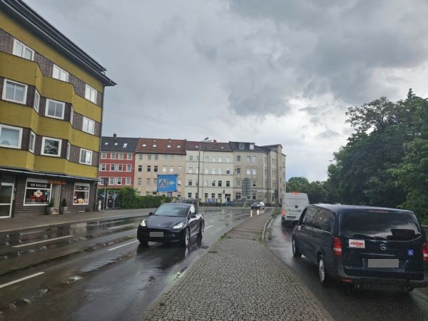Stauffenbergallee  / Mehringstr. RS