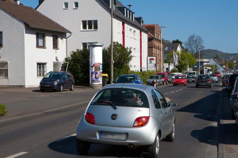 Friesdorfer Str. 214/Sportplatz
