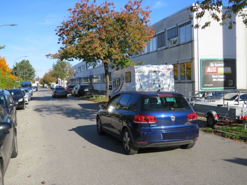 Kirschstr. 12/Allacher Str. quer