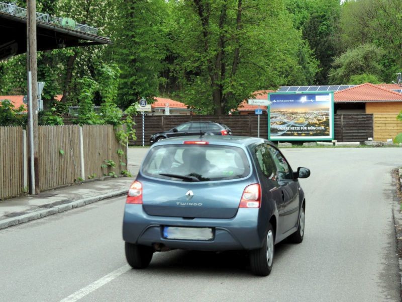 Am Blütenanger/Auf den Schrederwiesen 3 quer