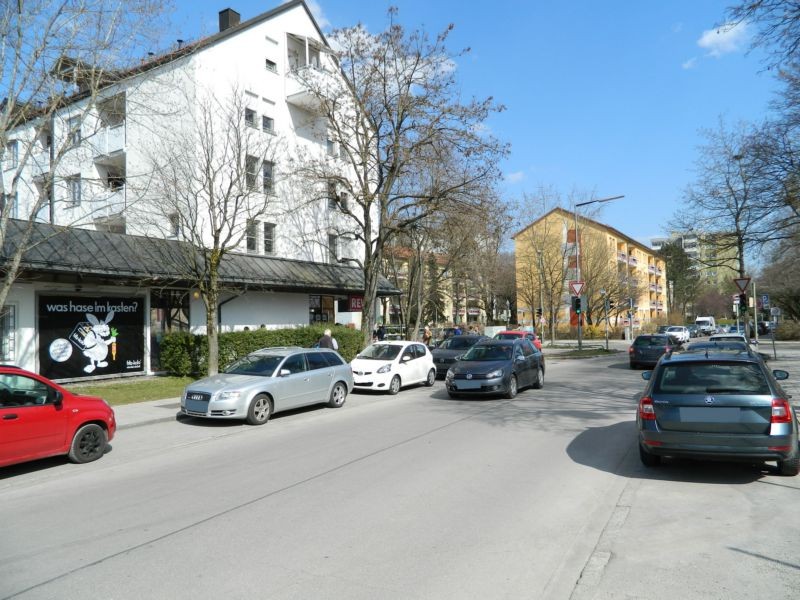 Feldmochinger Str. 53 (Rewe Si. Merseburger Str.)