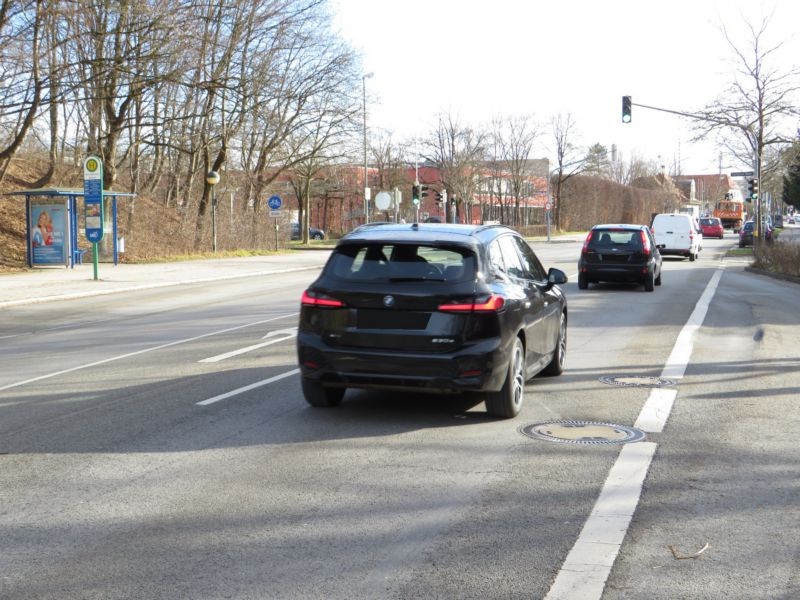 Planegger Str./Am Haderner Winkel -Neuried links