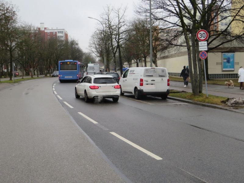 Radolfzeller Str. 8-14/Nähe Mainaustr.