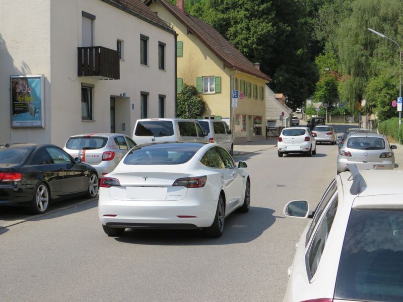Fraunbergstr.  9
