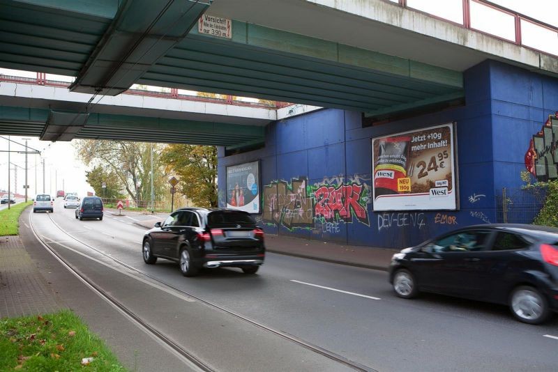 Wanheimer Str./DB-Brücke/saw. re./2. Sto.