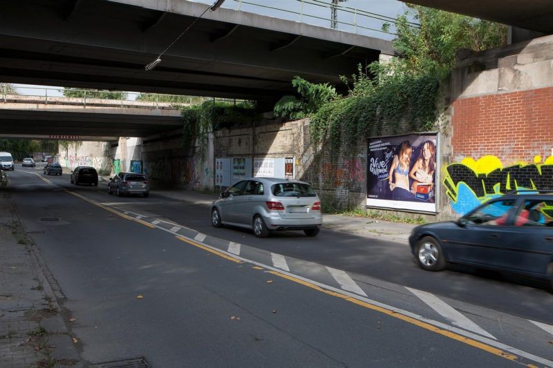 Ückendorfer Str./Bahn-Ufg. re./Ri. Altstadt