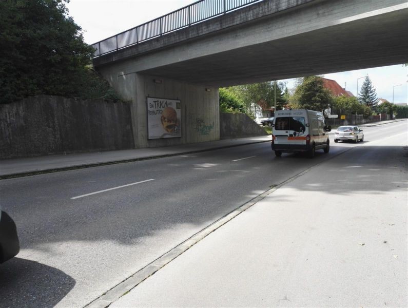 Hohenstaufenstr., DB-Brücke, saw.