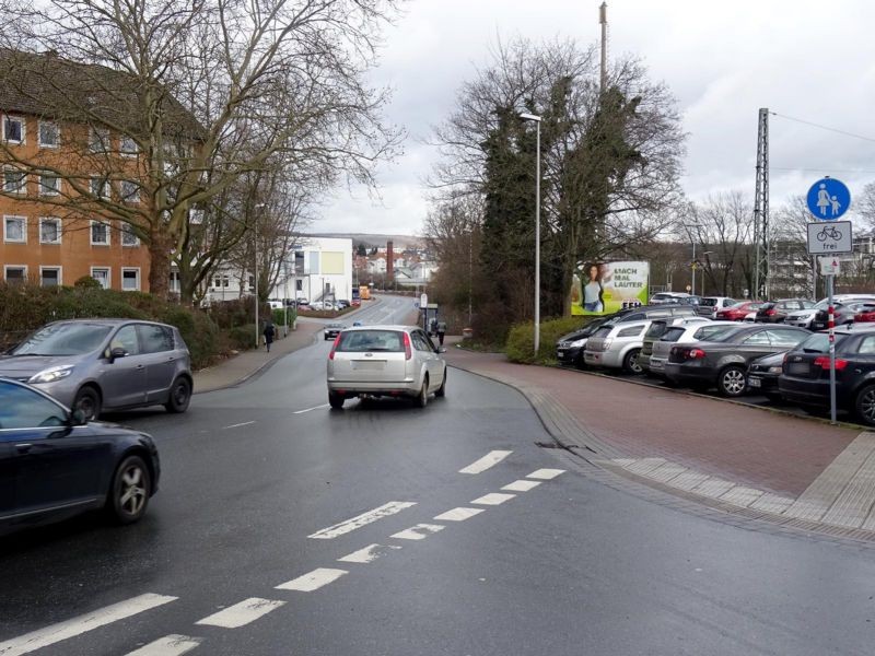 S-Bf Friedrichsdorf, PP neb. Taxistand