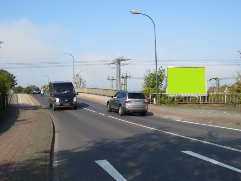 Mainstr. vor DB-Überführung re.