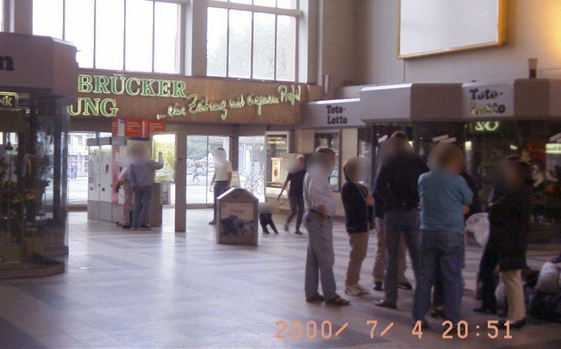 Hbf, EG, rechts vomAusgang nebenTabakladen