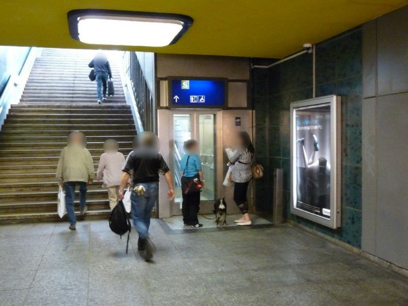 S-Bf Innsbrucker Platz, EH, vor Aufz., 1. Sto.