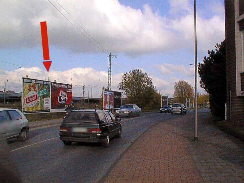 Industrieweg, geg.Westfalenwerk, re.v. Bahn km 44/