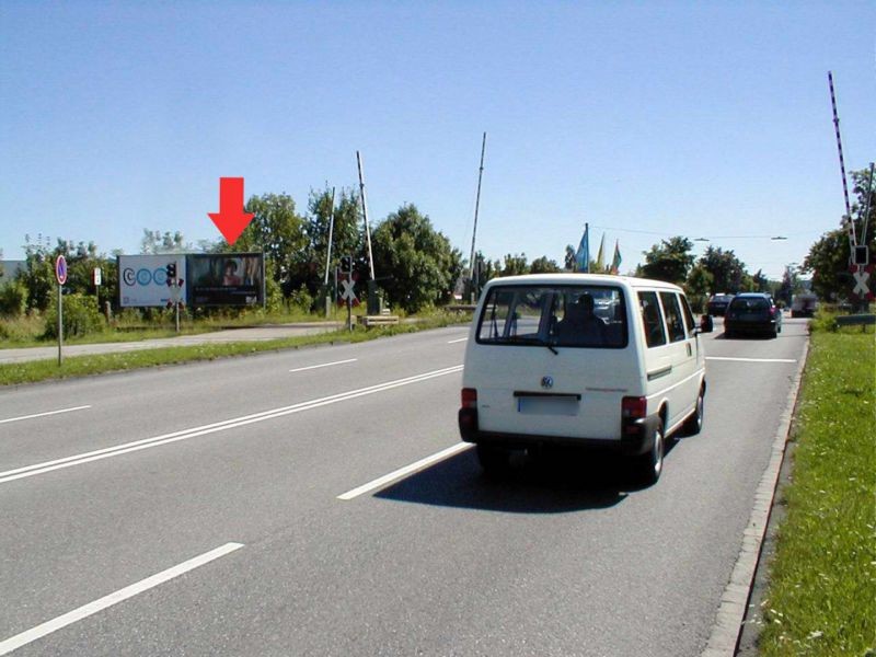 Allgäuer Str., Bahnübergang, saw., links