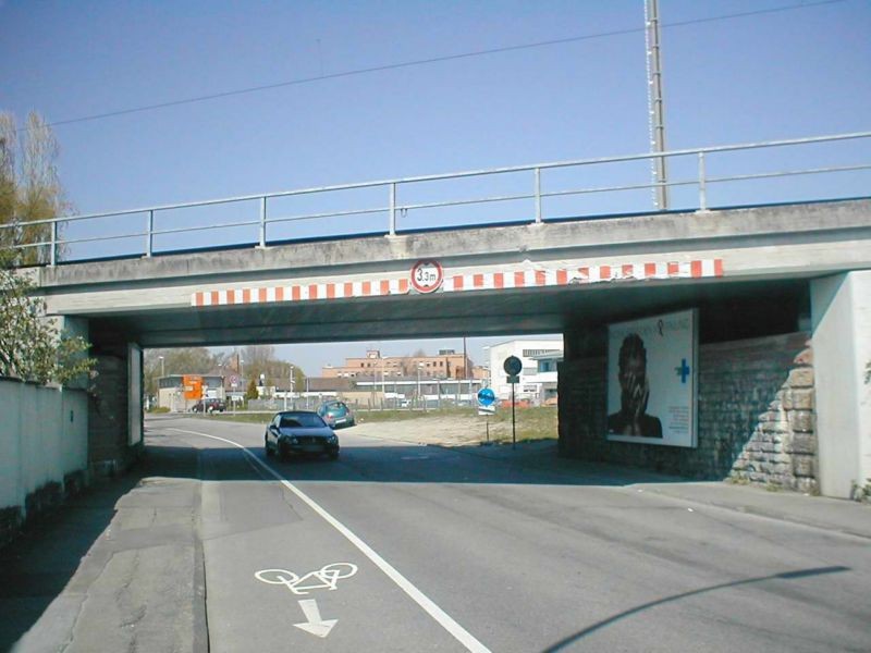 Ernst-Blickle-Str./DB-Brücke sew.