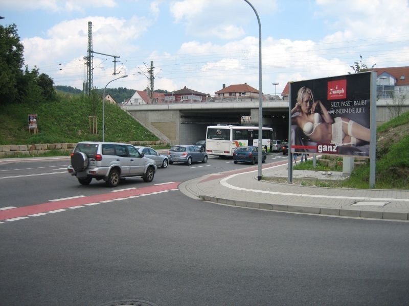 Wormser Str. saw. vor DB-Brücke re.