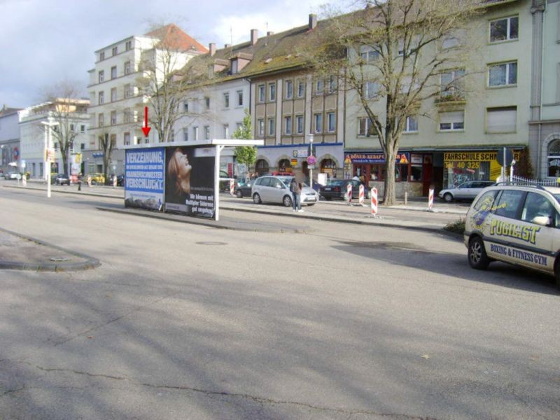 Bf, Vorplatz, Busbstg. 3, RS re.