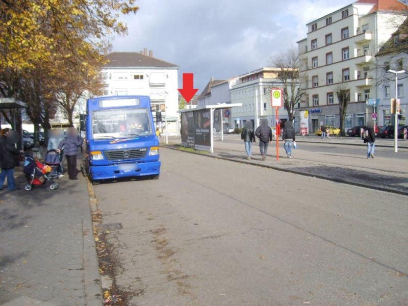 Bf, Vorplatz, Busbstg. 2, Wartehalle 2, RS